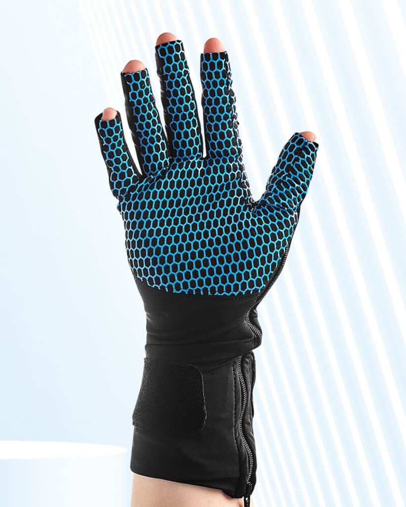 MoCap Pro Fidelity glove front 4x5